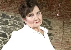 La secretaria será, es videos pornos caseros latinos decir, el jefe es un espía.