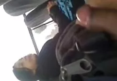 T-mujer vídeos porno en español latino follada en una botella.