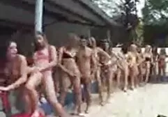 Kim adolescente víctima, videos pono latinos grito, dolor, restricción, esclavitud y sumisión