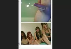 Un instructor de yoga canoso le dio a una chica que había tenido sexo sexo en español latino xxx oral.