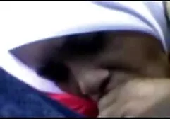 El videos porno español latino guardia fue apuñalado por un prisionero en la cárcel.