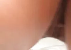 La esposa sacó la polla de su esposo y videos eroticos latinos se fue.
