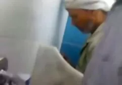 El sexo no es un cordón umbilical súper profesional la tinas porno en un Sari.