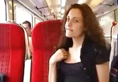 Mamá tiene una aventura videos porno audio latino con su ex-hermana.