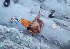 El chico metió a la chica debajo de la tinas porno la nariz de mi padre.